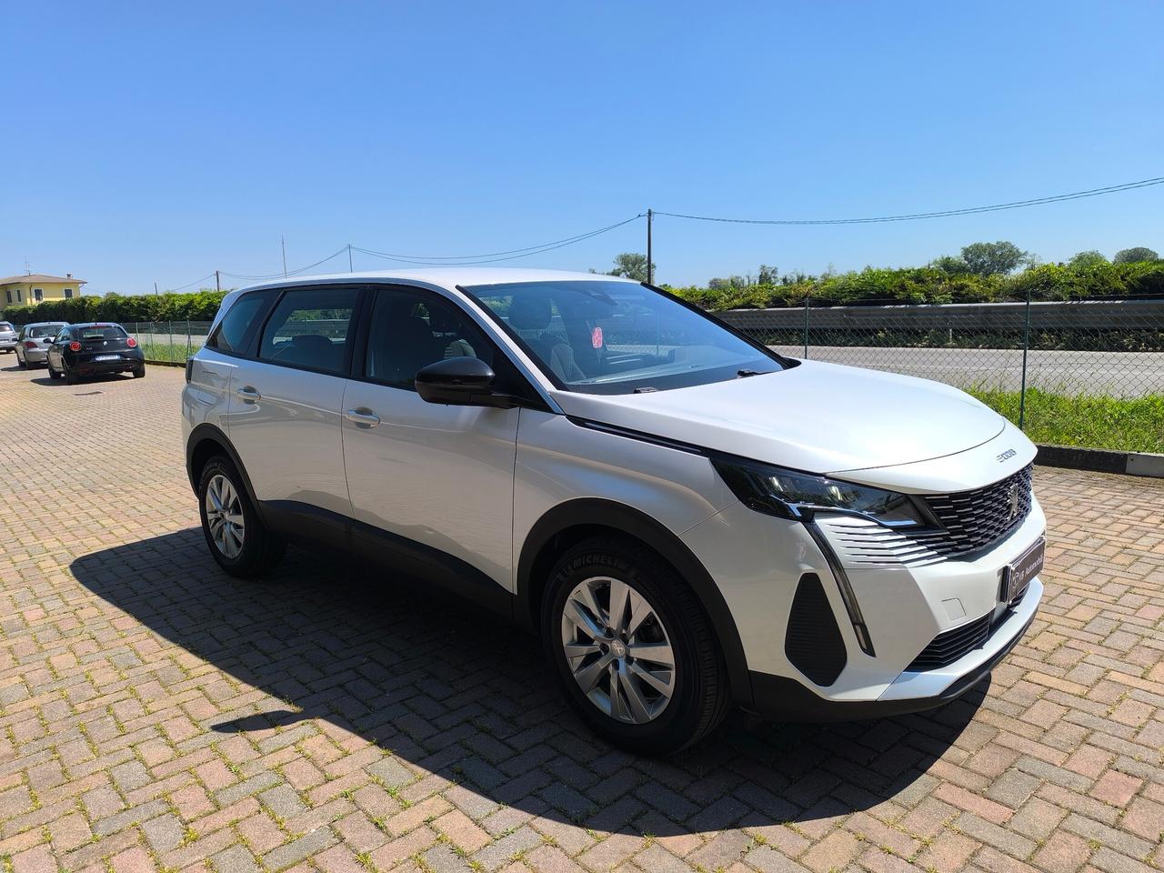 Peugeot 5008 BlueHDi 130 S&S EAT8 Active Pack