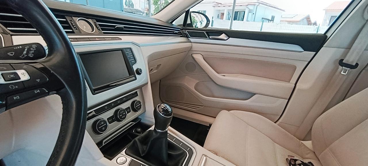 Volkswagen Passat Variant 1.6 TDI Trendline Motion CAMBIO MANUALE
