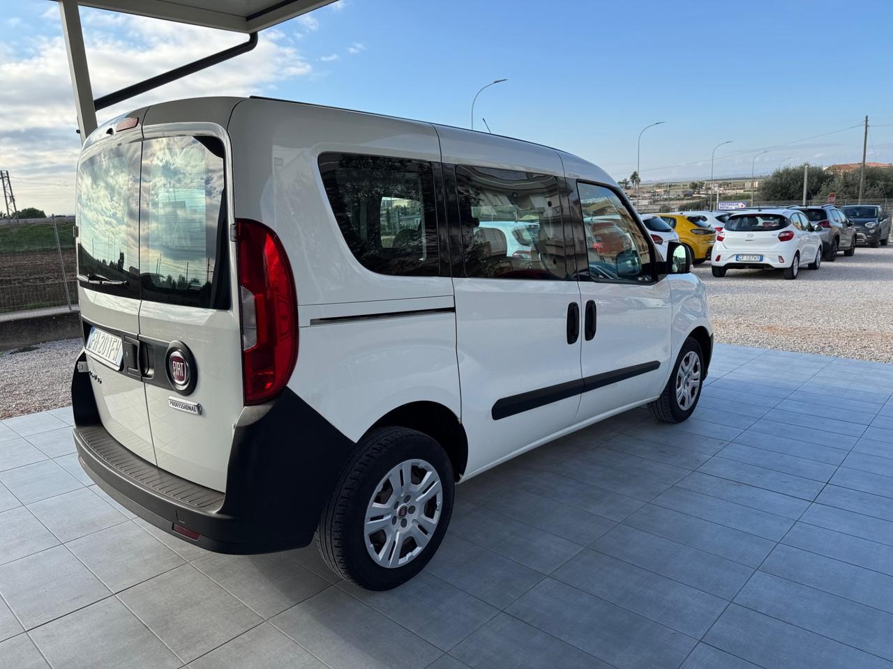 Fiat Doblo 1.3 MJT 5 POSTI AUTOCARRO