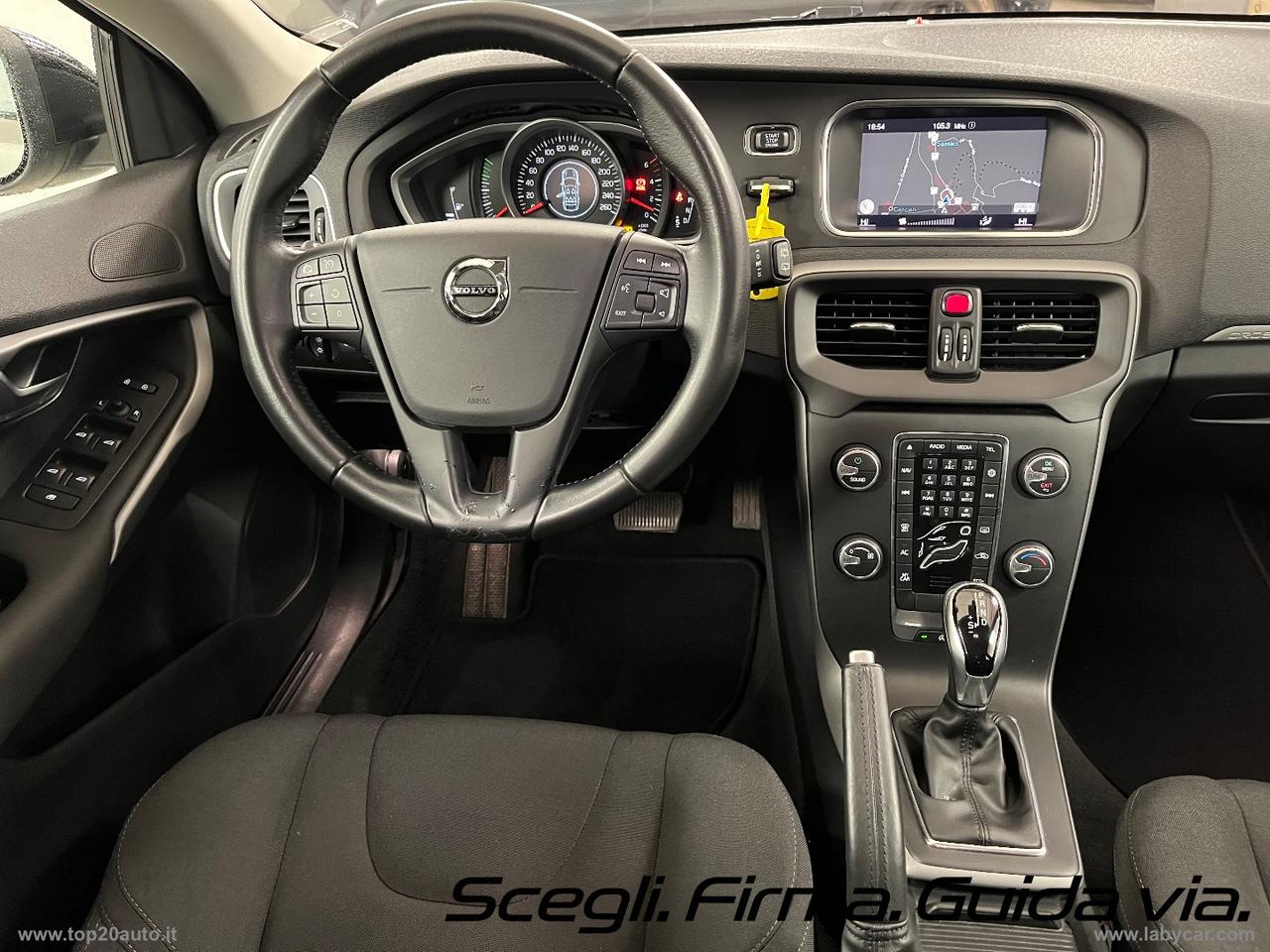 VOLVO V40 Cross Country D2 Geartronic Business