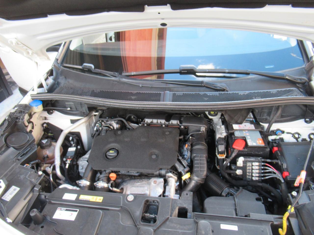 Peugeot 3008 BlueHDi 130 S&S Business