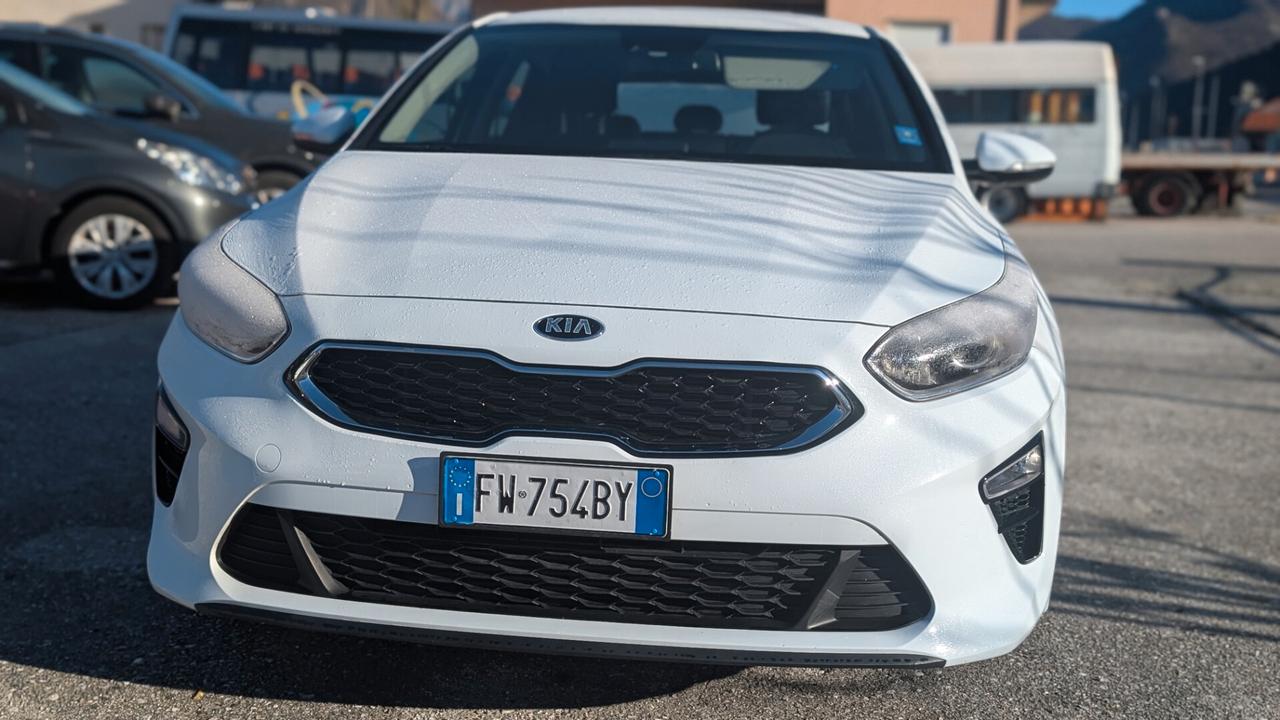 Kia Ceed 1.6 CRDi 115 CV 5p. Business Class