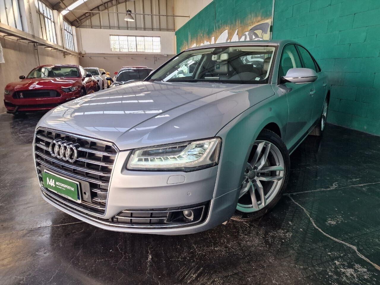 Audi A8 3.0 TDI 262 CV ultra quattro tiptronic