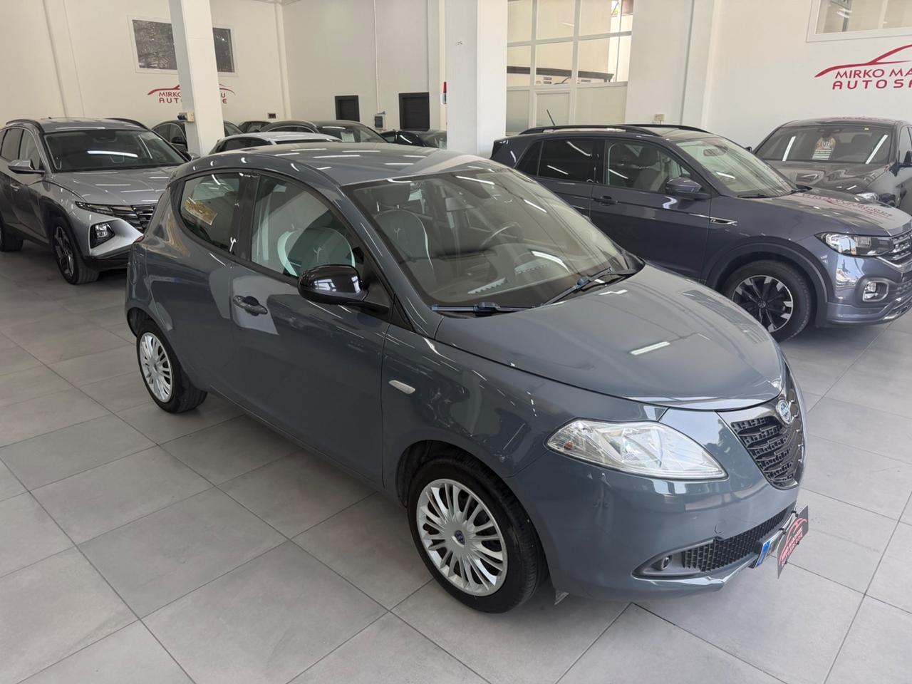 Lancia Ypsilon 1.3 MJT 95 CV 5 p. Platinum FINANZIABILE
