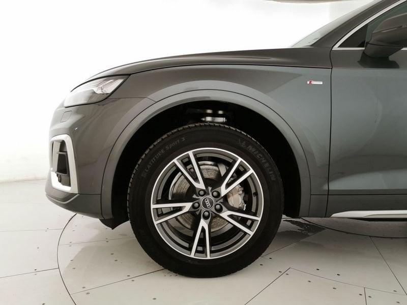 Audi Q5 Sportback 40 2.0 tdi mhev 12V S line quattro s-tronic