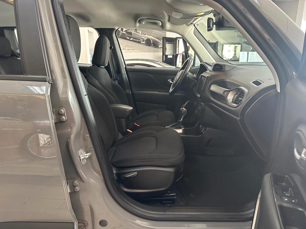 Jeep Renegade 1.6 Mjt DDCT 120 CV Limited FULL OPT. PARI AL NUOVO!!!