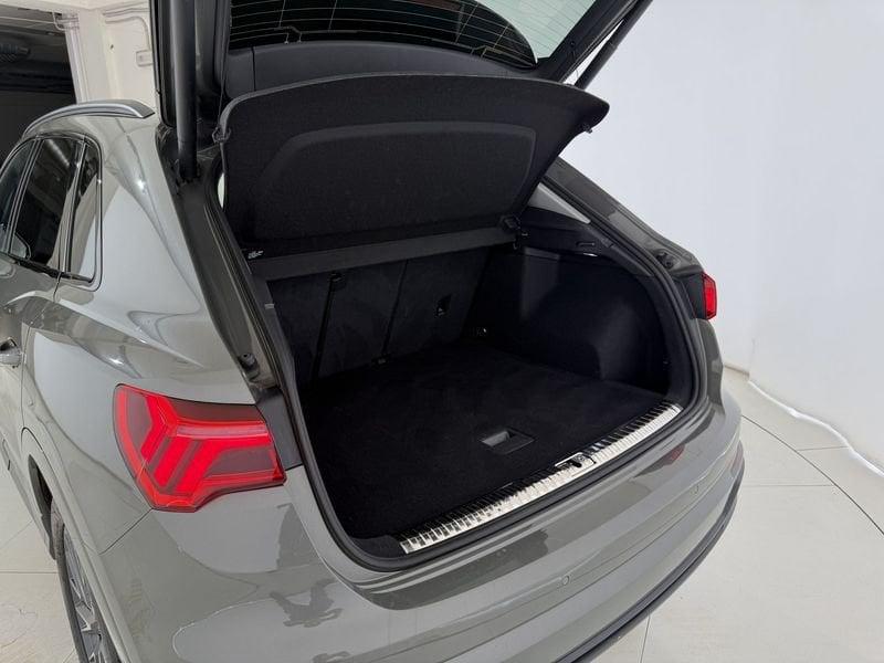 Audi Q3 45 TFSI e S tronic S Line Edition