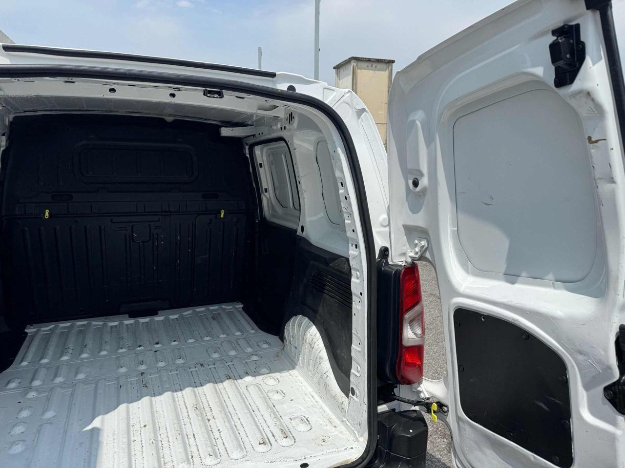 Opel Combo 1.5 D 100 CV 1000 KG(L1 PC-TN-)CRUISE-PASSO CORTO