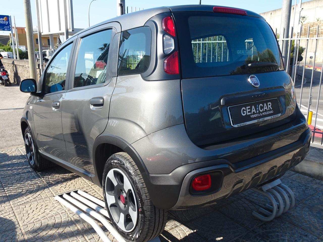 Fiat Panda Cross 1.0 FireFly S&S Hybrid