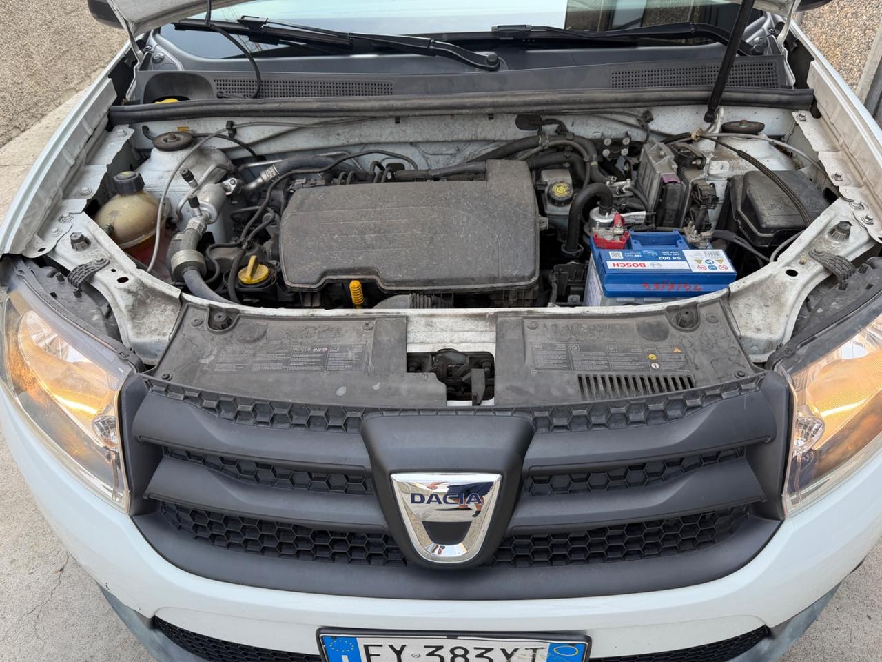DACIA SANDERO 1.2 BENZ EURO5B -GPL 2035 UNI PROP