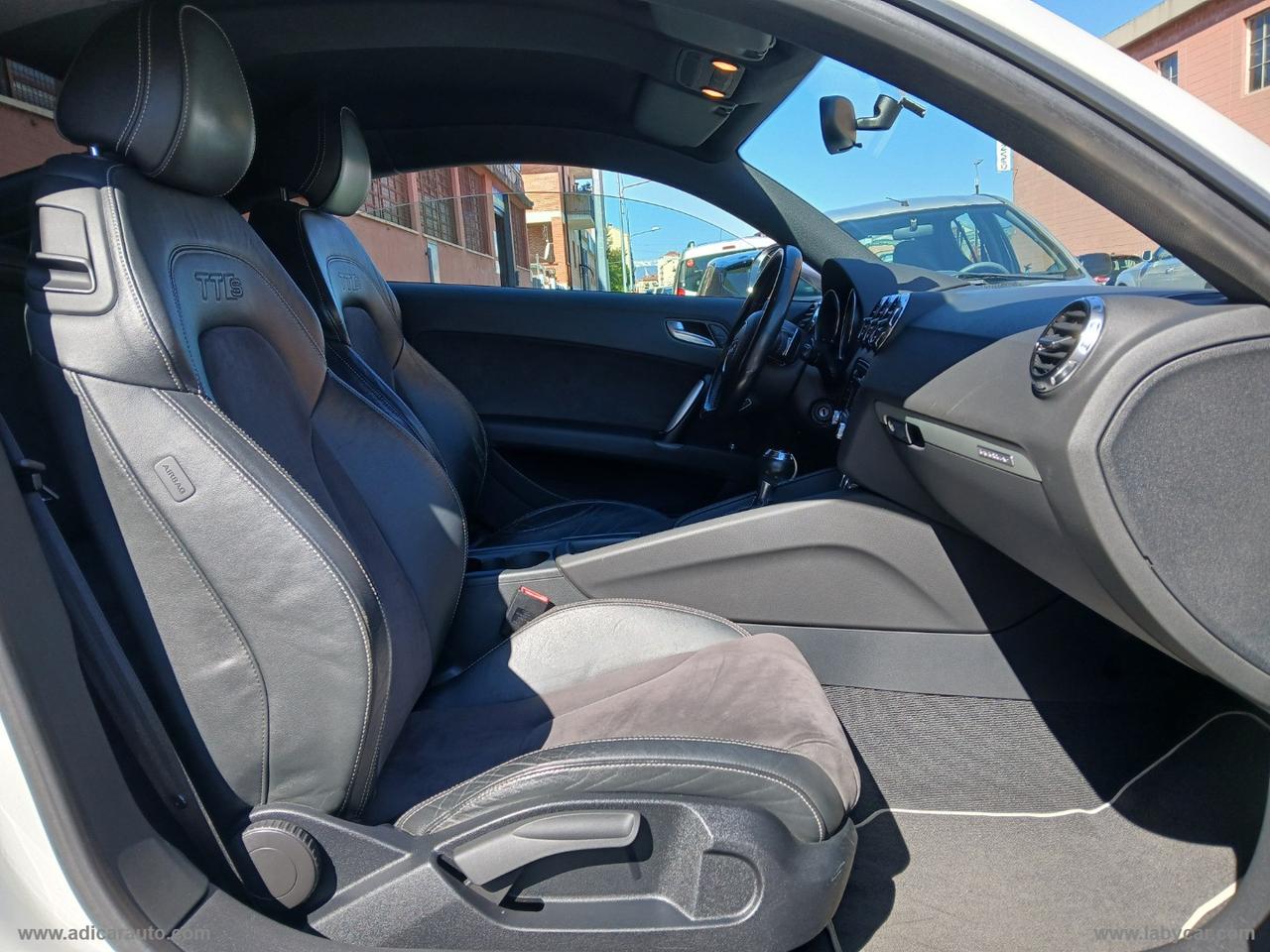AUDI TTS Coupé 2.0 272 CV TFSI quattro S tronic