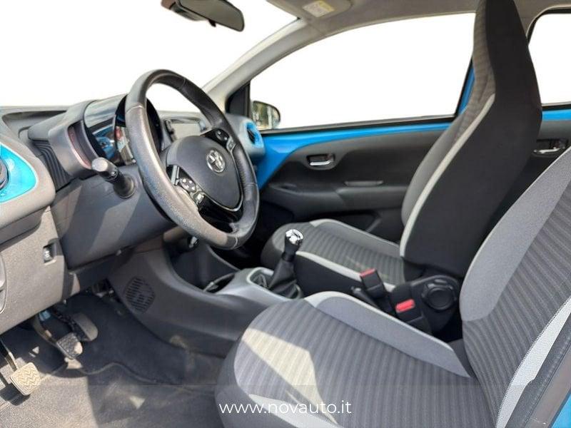 Toyota Aygo 1.0 VVT-i x-play
