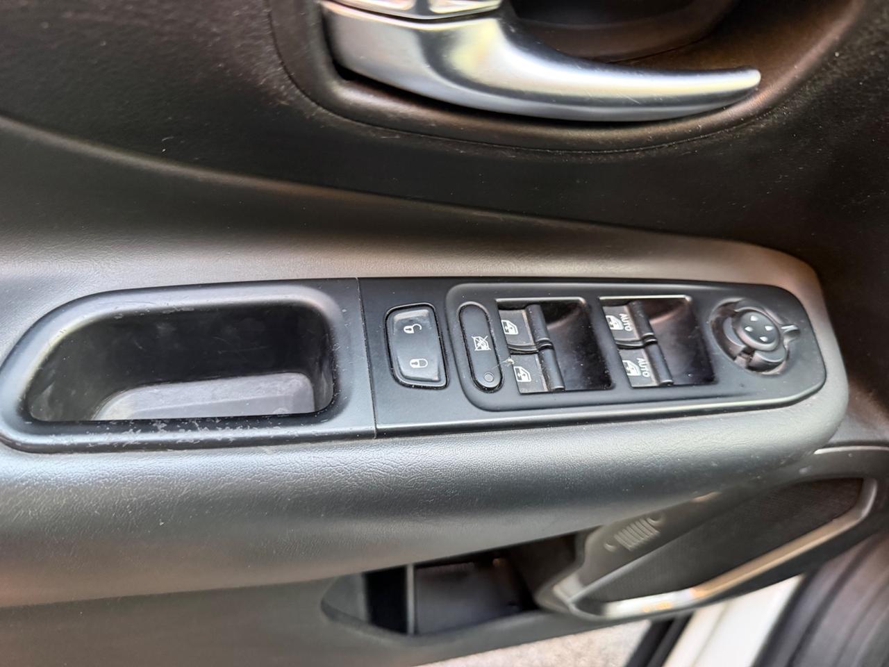 Jeep Renegade 1.6 Mjt DDCT 120 CV S