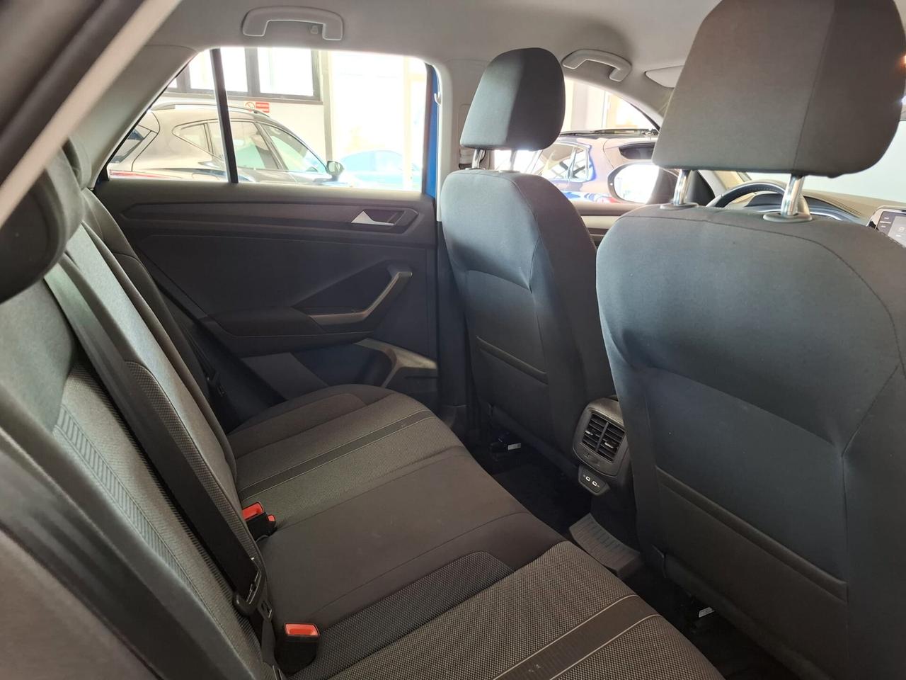 Volkswagen T-Roc Benzina Manuale