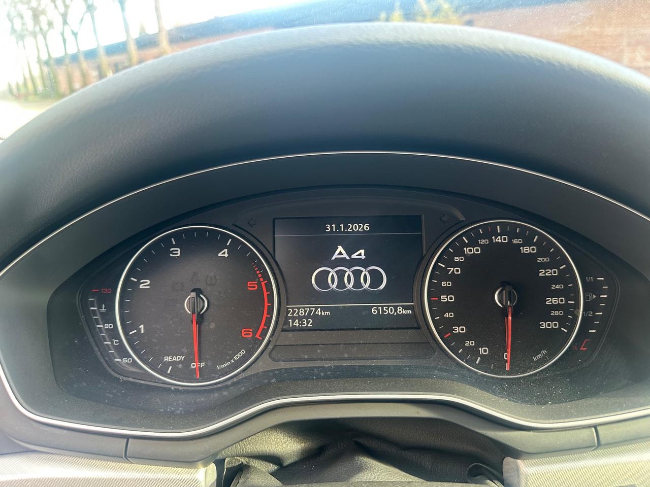 Audi A4 Avant 35 2.0 tdi 150cv s-tronic