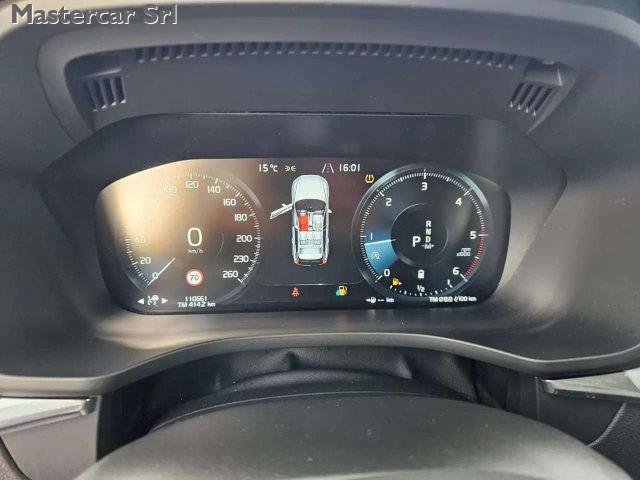 VOLVO XC60 XC60 2.0 b4 Momentum Business awd auto -GE726SL