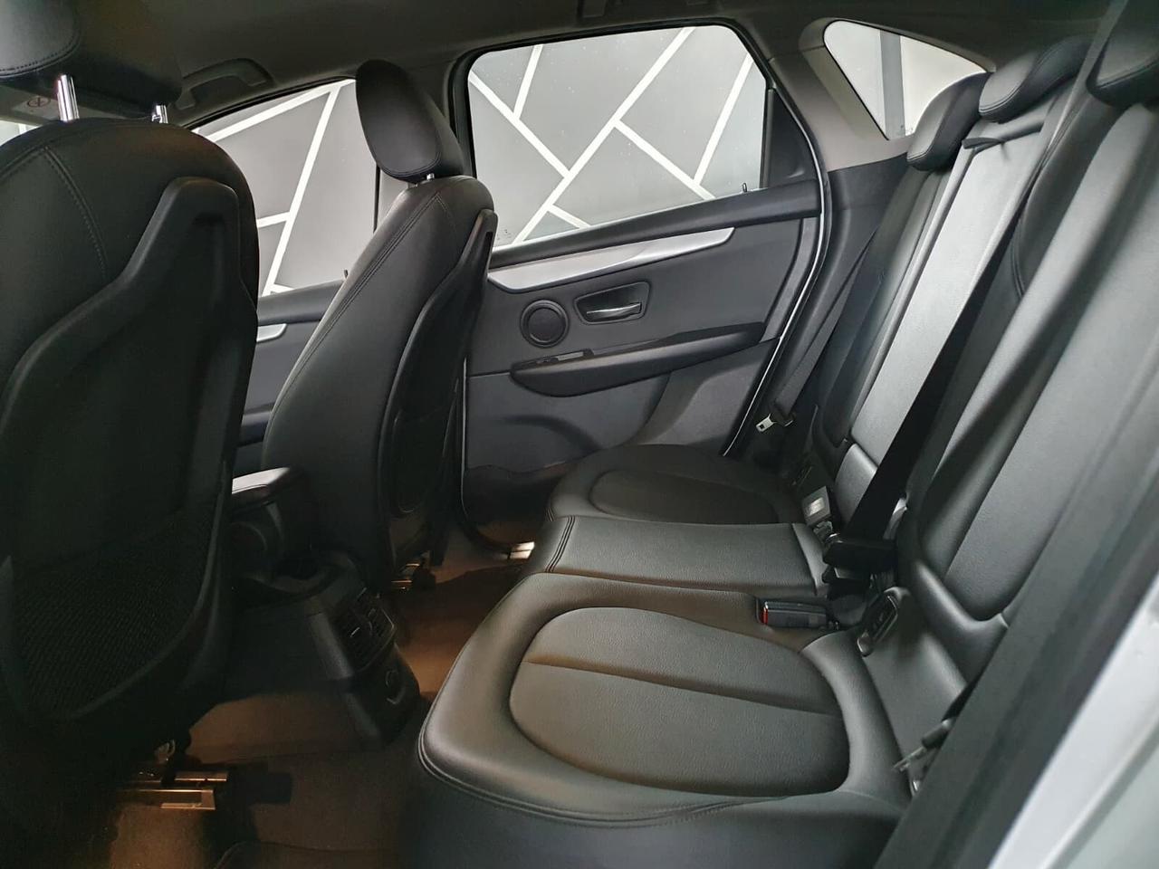 Bmw Active Tourer 218d Advantage