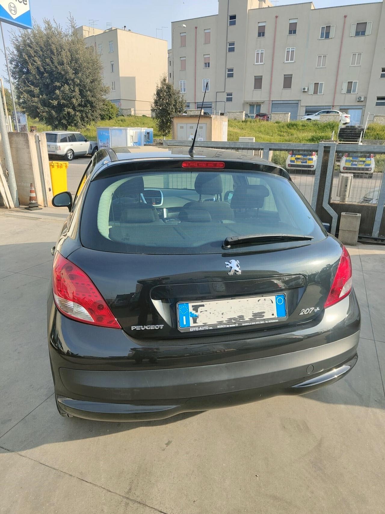 Peugeot 207 Plus 1.4 HDi 70CV 5 porte