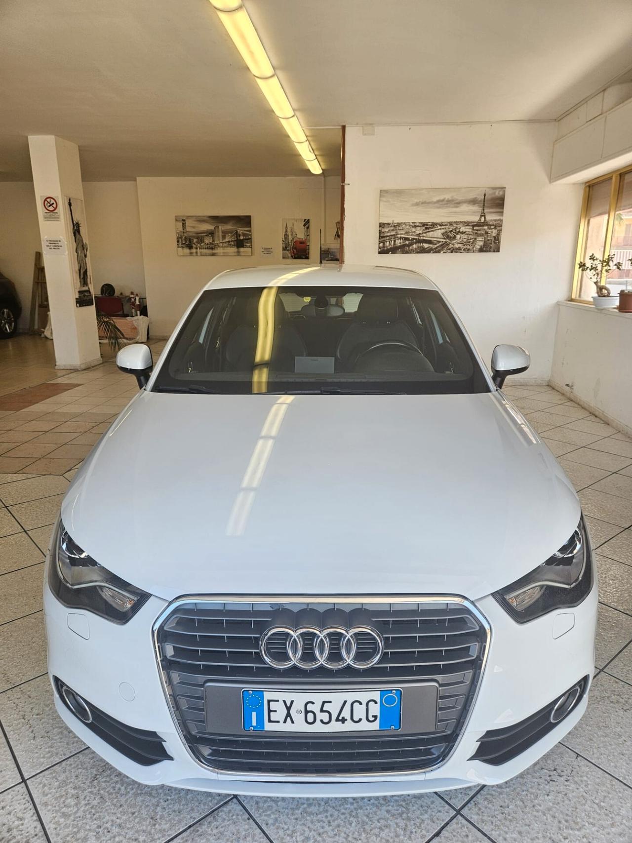 Audi A1 SPB 1.6 TDI Sline 90cv neopatentati