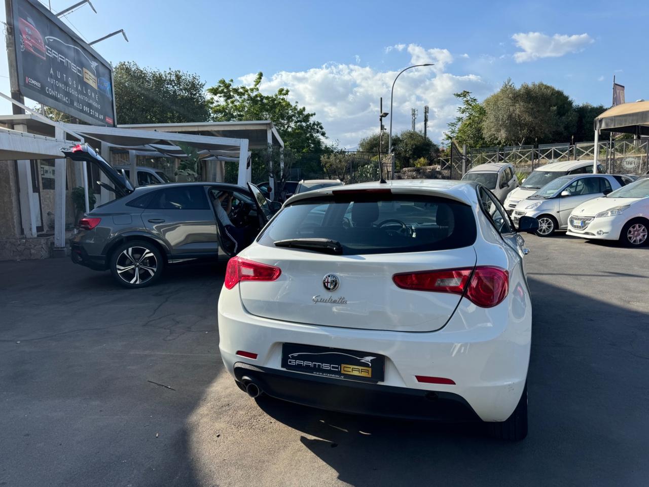 Alfa Romeo Giulietta 1.6 JTDm-2 120 CV Exclusive