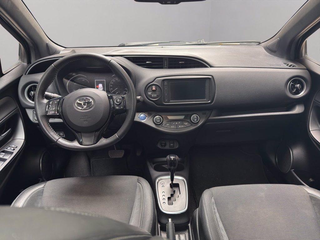 TOYOTA Yaris 5p 1.5h Style my18 del 2019