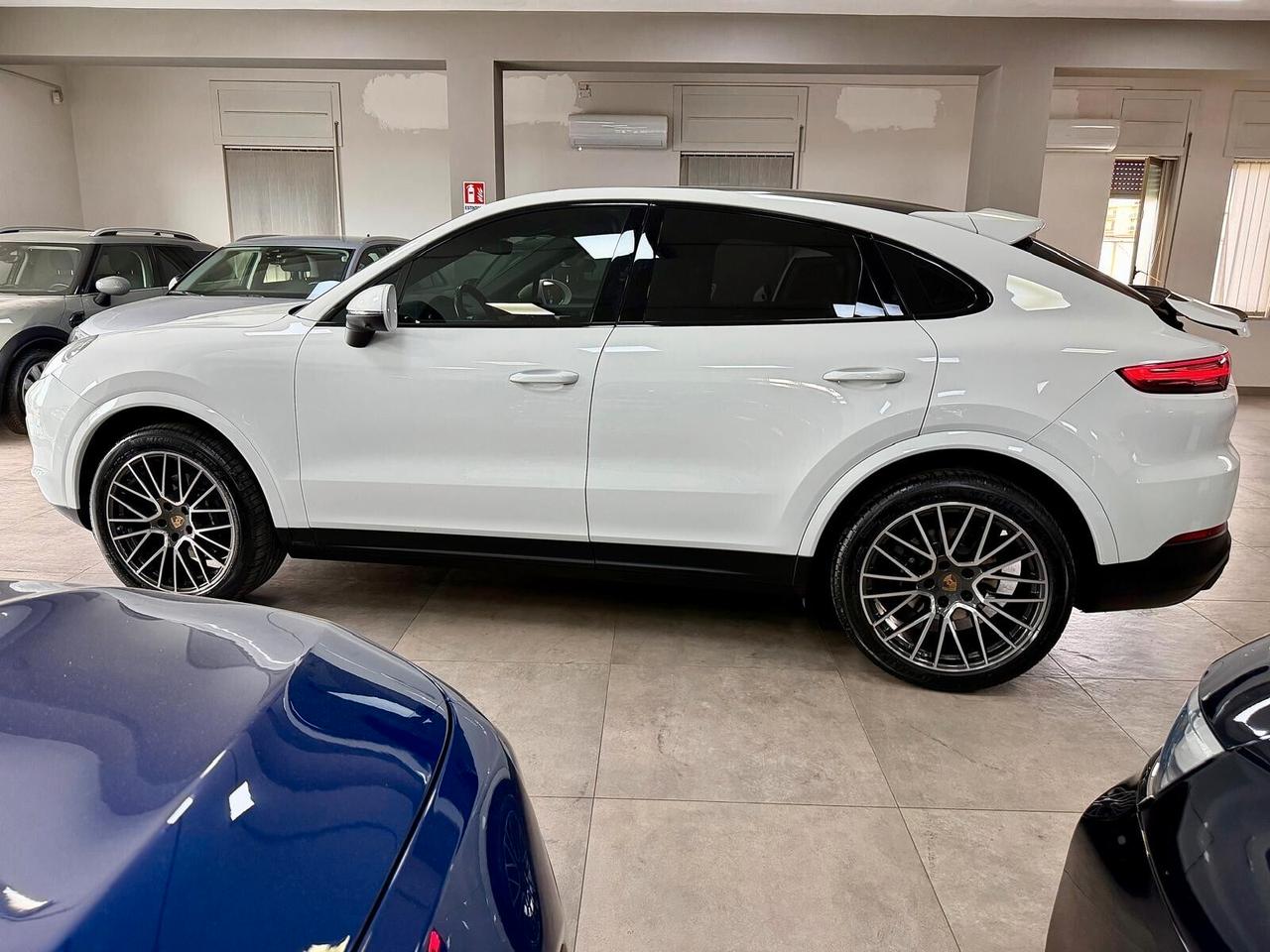 Porsche Cayenne Coupé 3.0 V6 Platinum Edition 2022