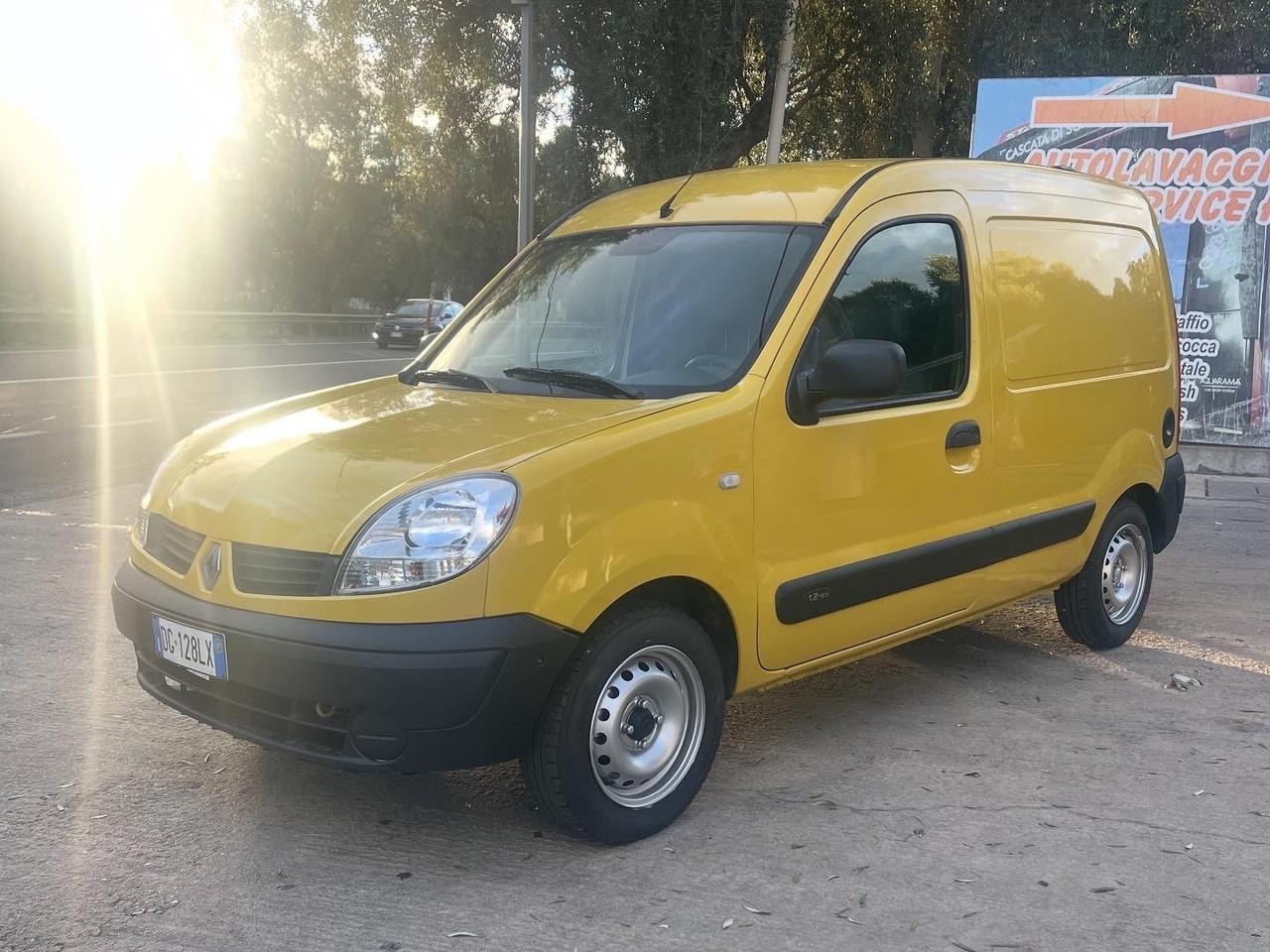 Renault Kangoo 1.2 16V 5p. Confort
