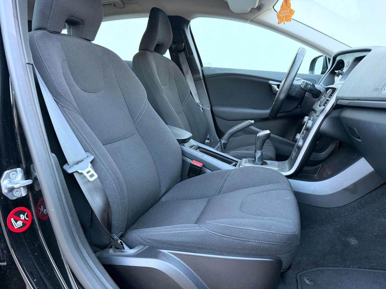 VOLVO V40 2.0 DIESEL D2 EURO6B