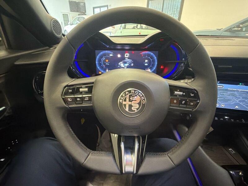 Alfa Romeo Junior Non disponibile (626) Ibrida My26 Ibrida Sprint 1.2 145cv Hybrid Edct6 - Stock