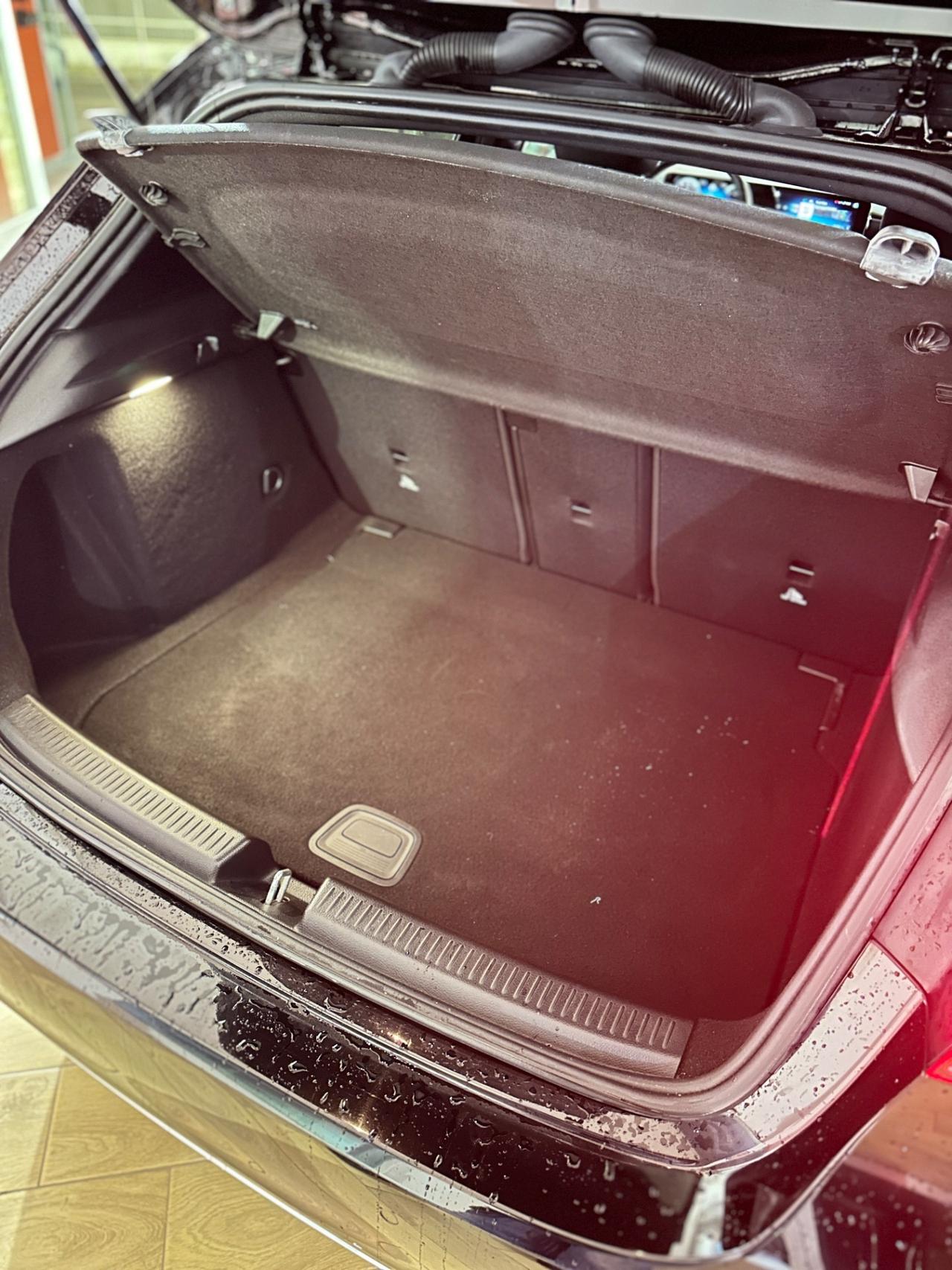 Mercedes-benz A 180 d Automatic -2019 LED/NAVI/18"