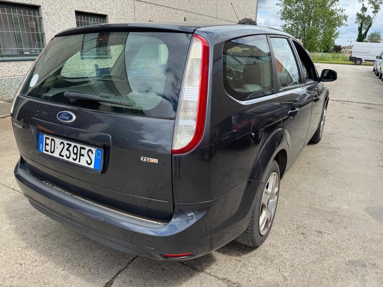 Ford Focus 1.6 TDCi (110CV) 5p. Tit. DPF