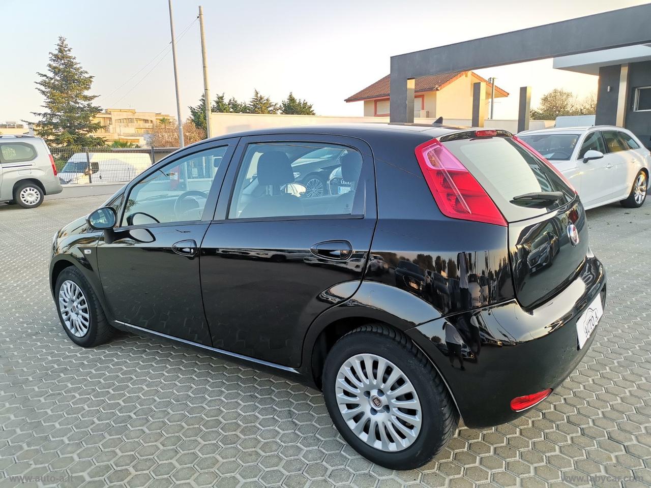 FIAT Punto 1.3 MJT II 75 CV 5p. Street