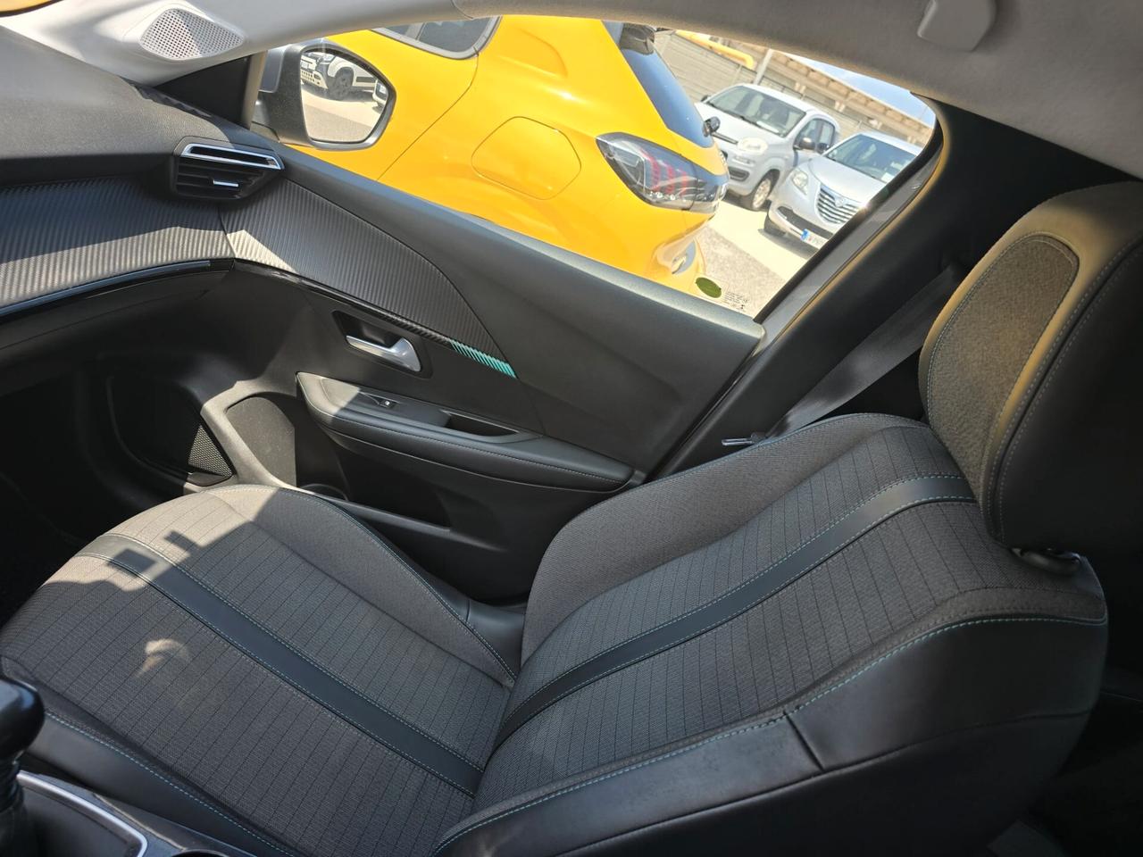 Peugeot 208 PureTech 100 Stop&Start 5 porte GT