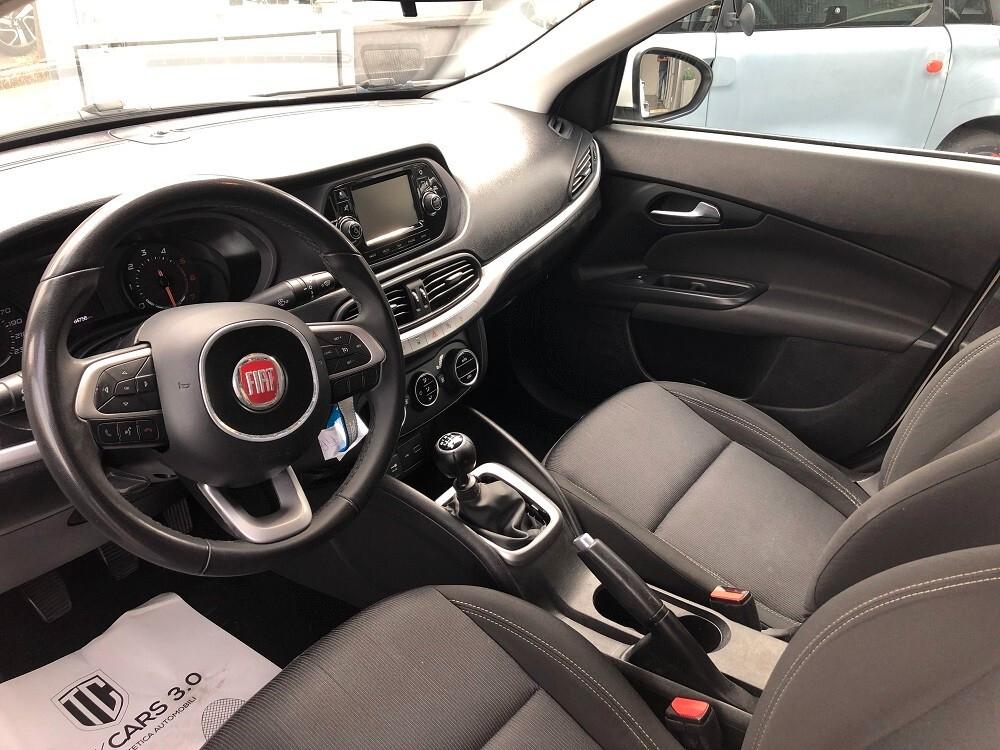 Fiat Tipo 1.6 Mjt 4 porte Easy