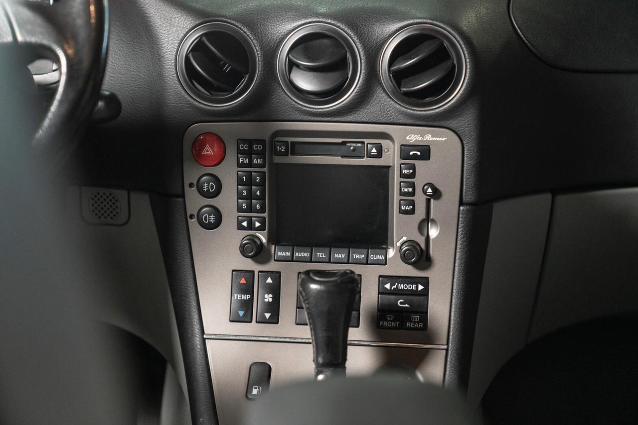 Alfa Romeo 166 3.0 V6 24V - ALF00166