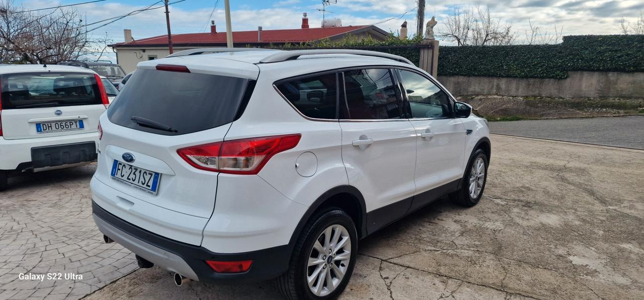 Ford Kuga 2.0 TDCI 150 CV S&S 4WD Powershift Titanium