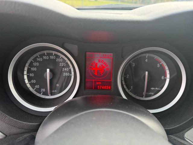 ALFA ROMEO 159 174,024km 1.9jtdm Sportwagon perfetta di meccanica