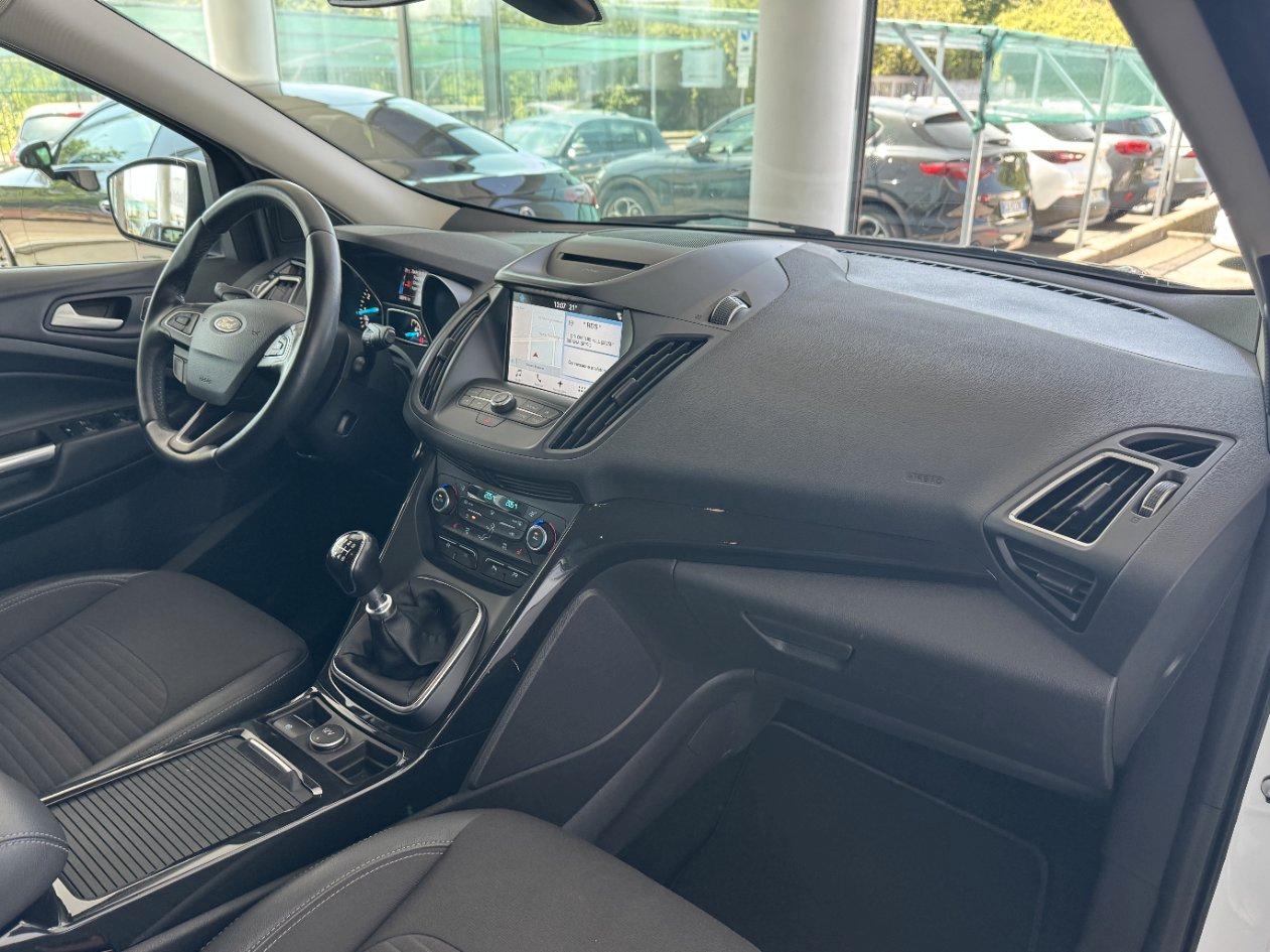 Ford Kuga 1.5 ecoboost 150cv s&s 2wd Titanium