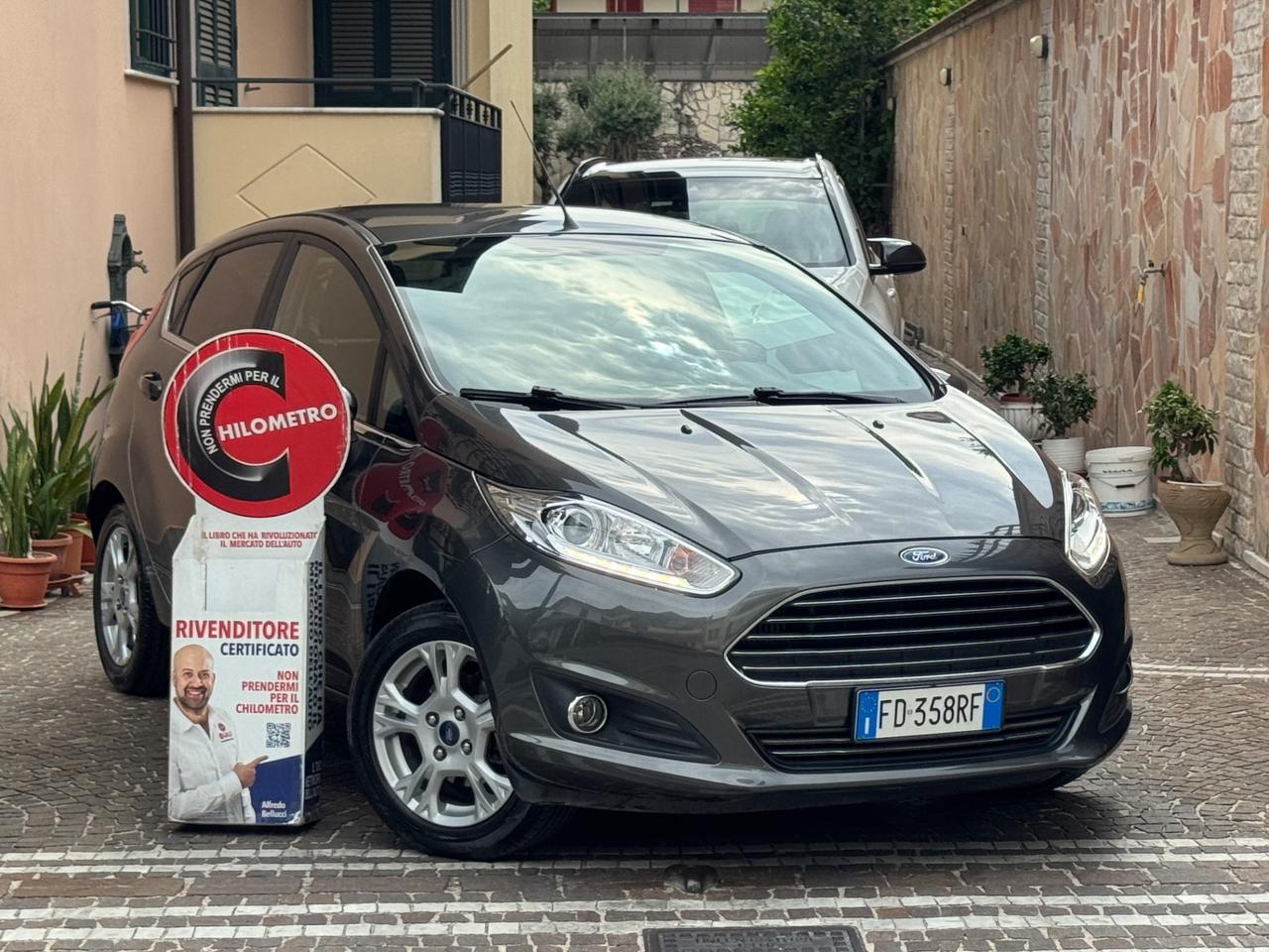Ford Fiesta 1.5 TDCi 75CV 5 porte Titanium