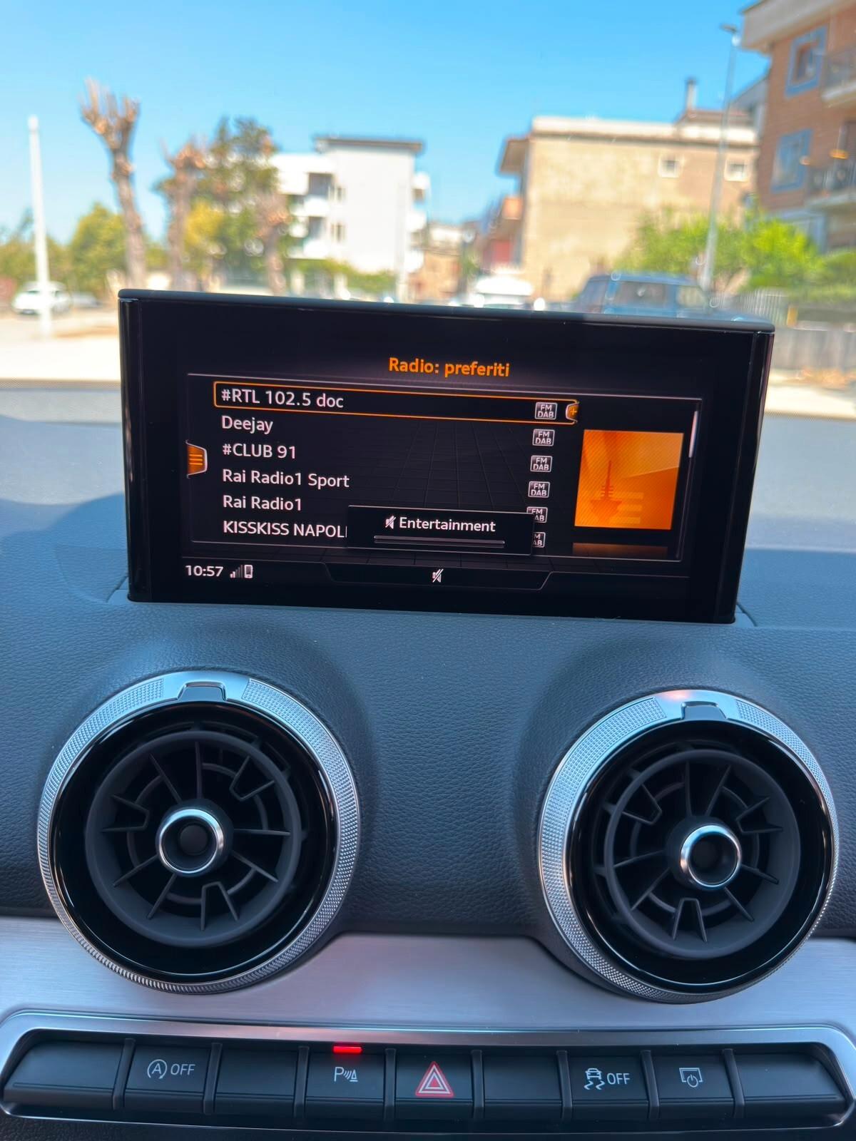Audi Q2 30 TDI S line Edition