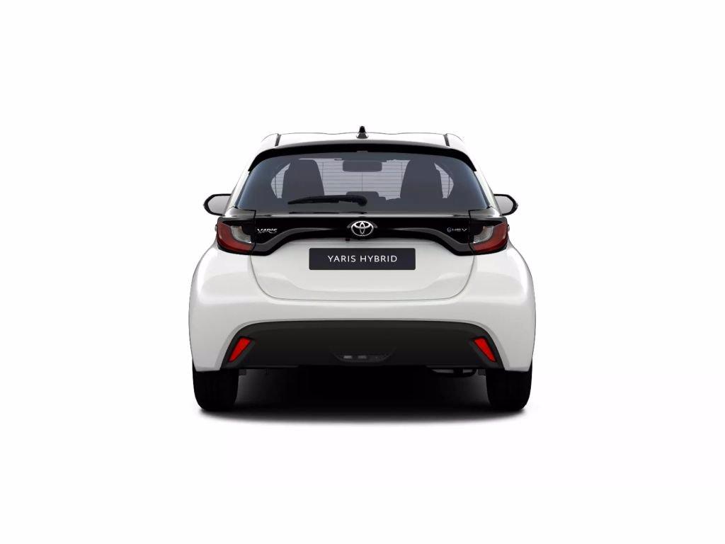 TOYOTA Yaris 1.5h active del 2025