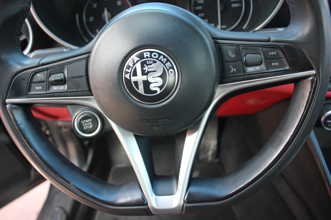 GIULIA SUPER-AT8-160cv *PREZZO VERO* TAGLIANDO ALFA-UNIPRO'