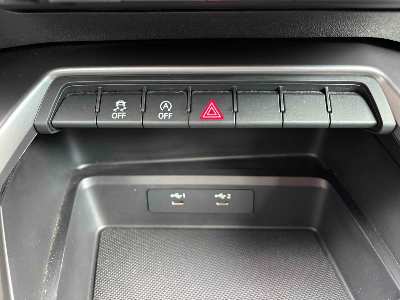 Audi A3 Sedan 30 TFSI S tronic Business Advanced