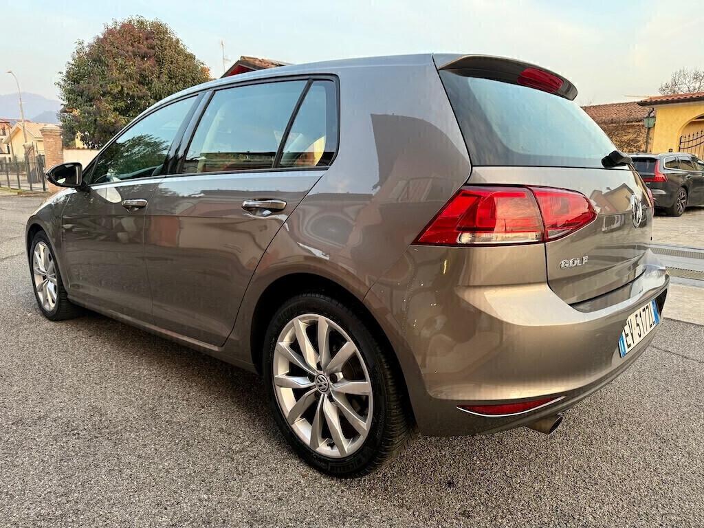 Volkswagen Golf 1.6 TDI 5p. Highline BlueM Euro 6