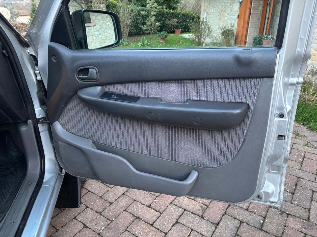 Mazda B 2500 2.5 diesel Stretch-Cab SDX Pup Clima