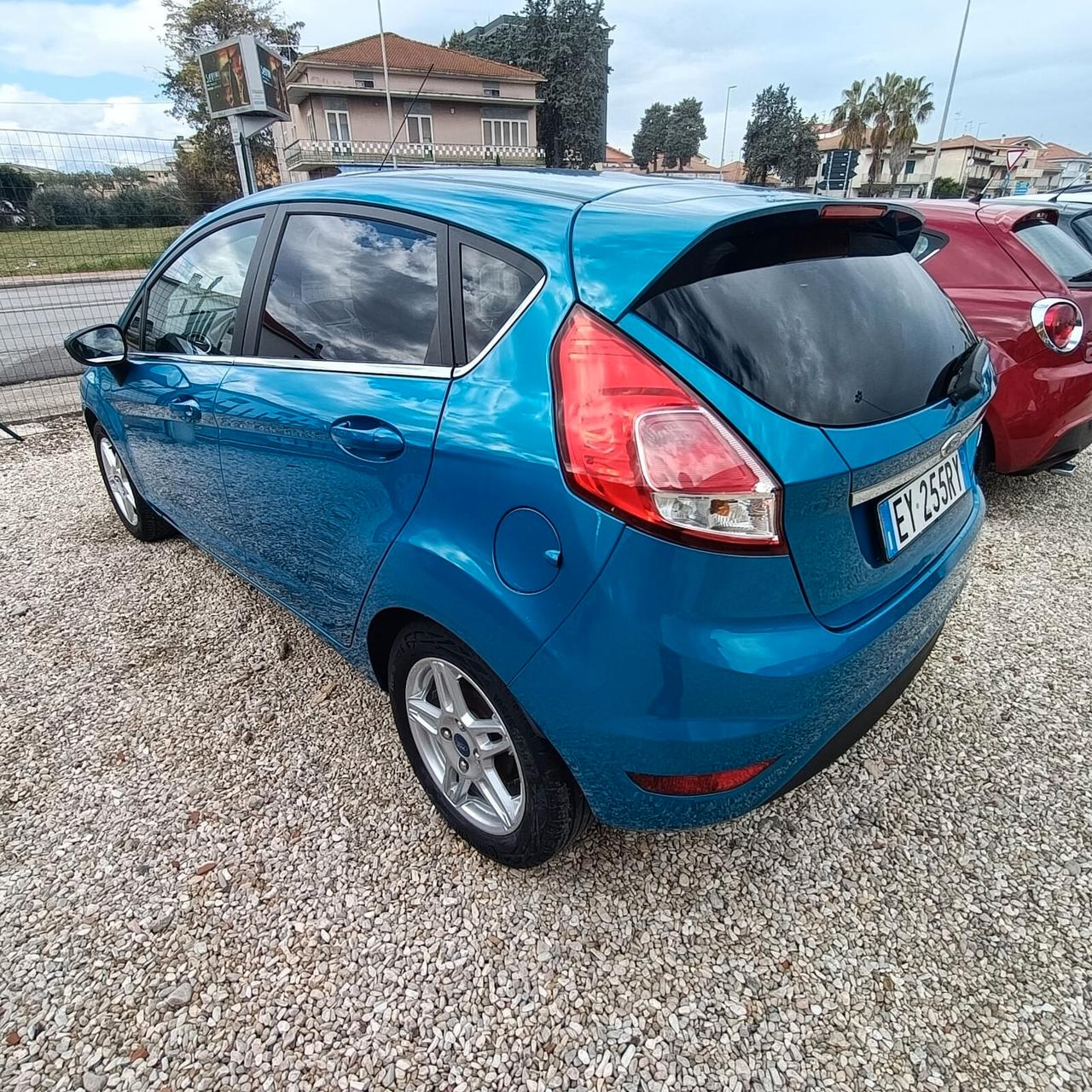 Ford Fiesta 1.5 TDCi 75CV 5 porte