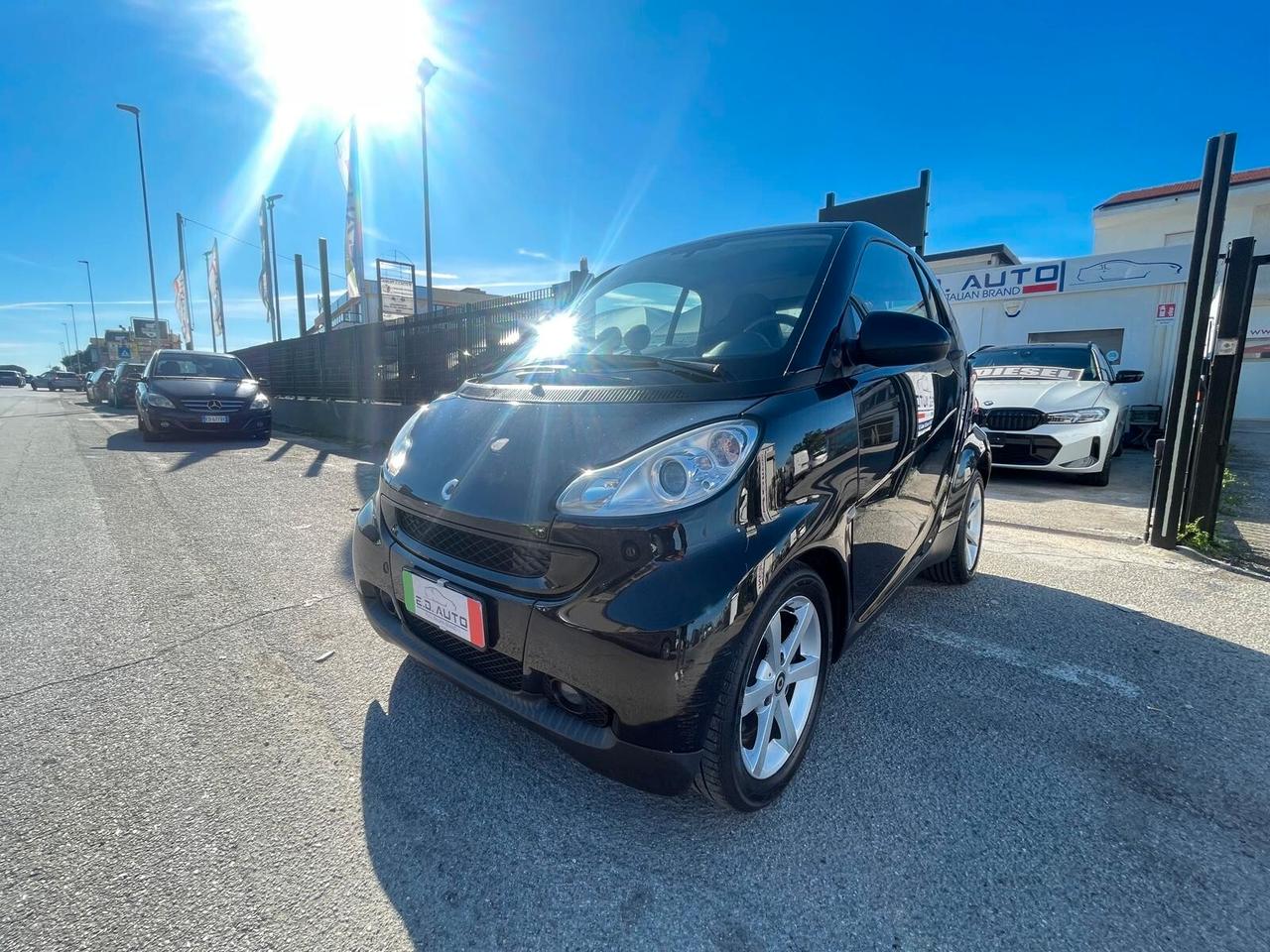 Smart ForTwo 1000 62 kW coupé passion