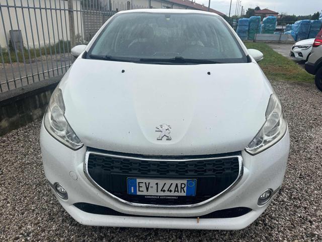PEUGEOT 208 1.4 8V HDi 68CV 5p senza nessun lavoro da fare