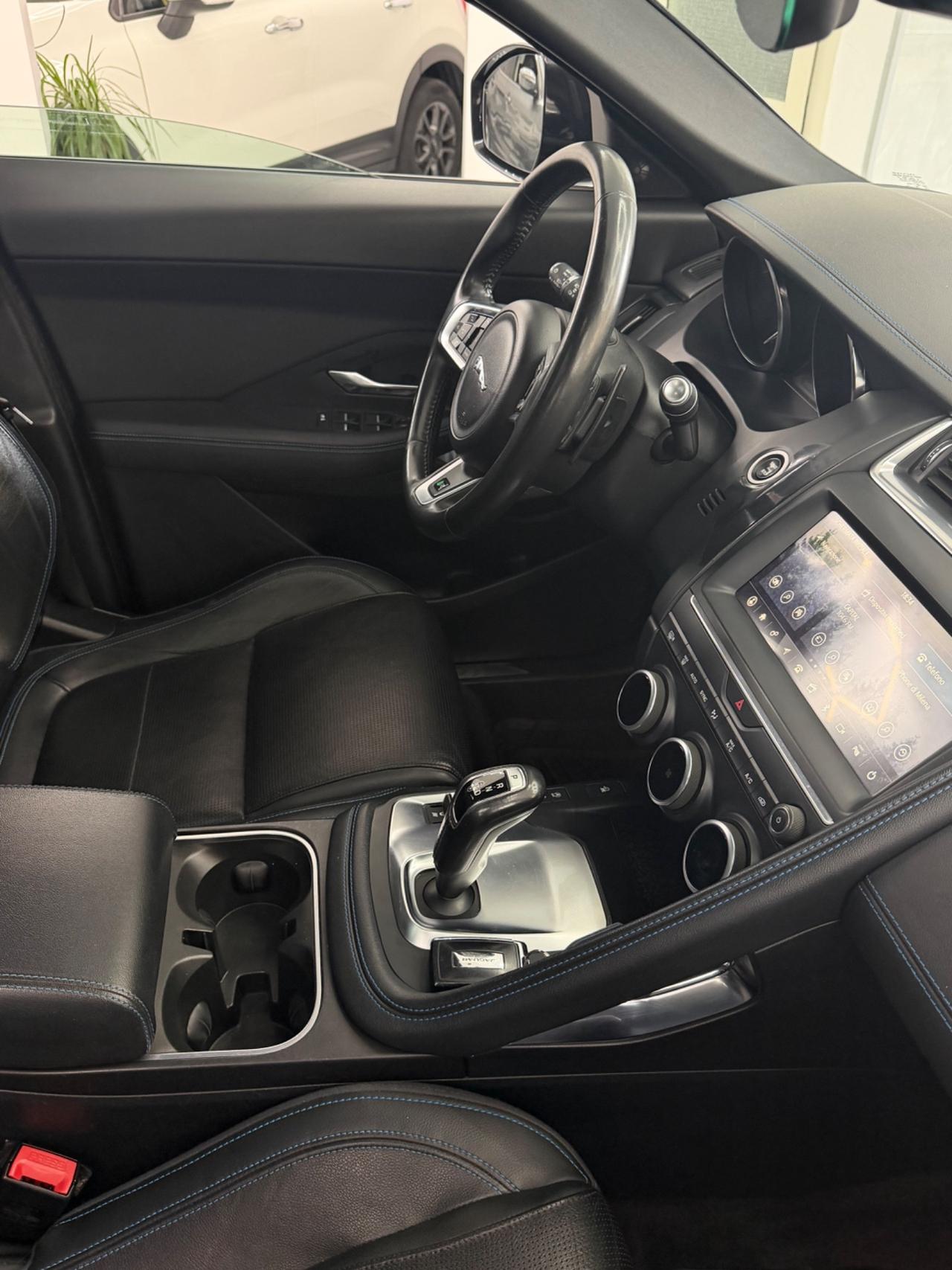 Jaguar E-Pace 2.0D 180 CV AWD aut. R-Dynamic HSE