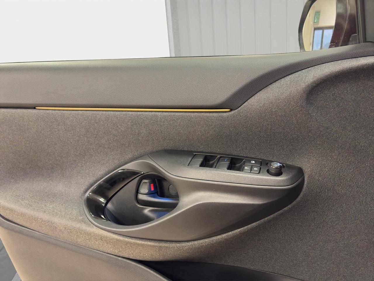 Toyota Yaris Cross 1.5h Adventure fwd 116cv e-cvt